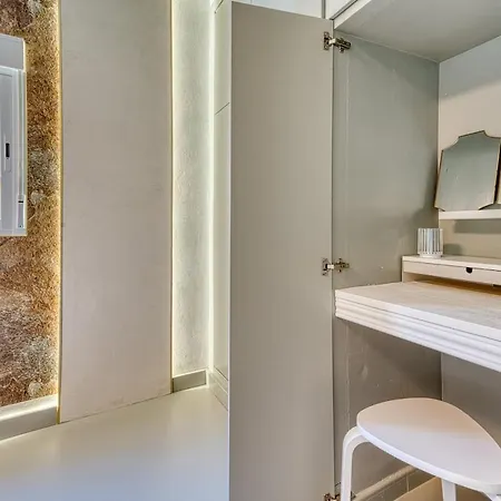 Luxury With Cinemaroom 600 Mtr From The アパート フエンヒロラ
